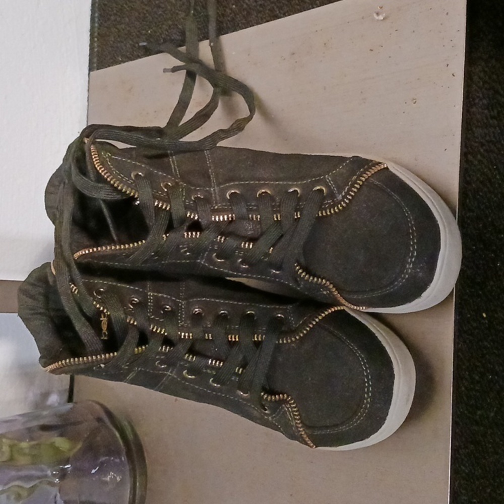 Sparkly Bebe sneakers - Picture 2 of 8
